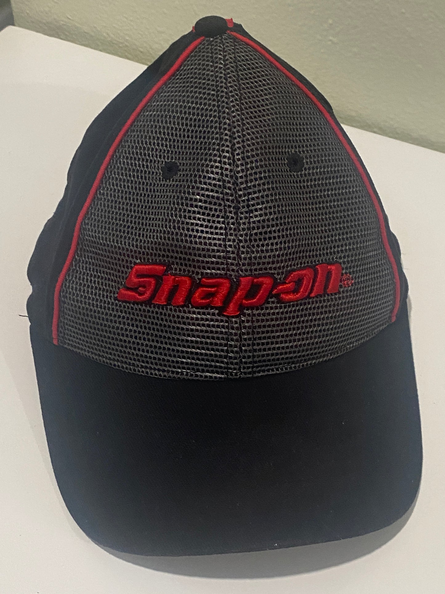 Snap-On Baseball Cap Black Gray RED Embroidered with stretch banding headwear