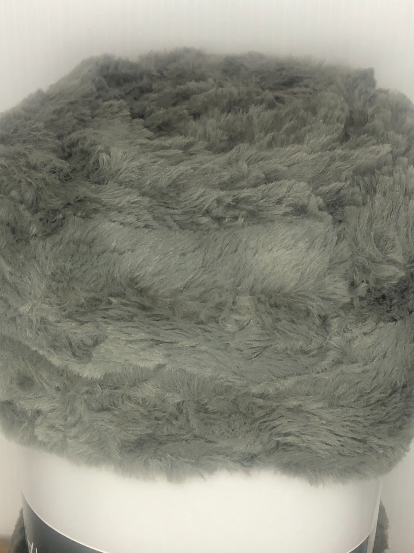 Madison Park Gray Faux Fur Throw Blanket 50 X 60 Super Soft Gray New with Tag